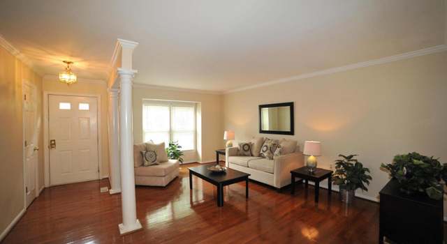 Photo of 10285 Latney Rd, Fairfax, VA 22032