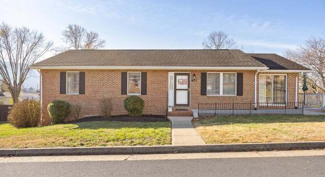 Photo of 362 Lincoln St, Strasburg, VA 22657