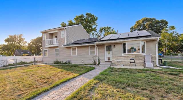 Photo of 302 Kadlubeck Way, Little Egg Harbor Twp, NJ 08087