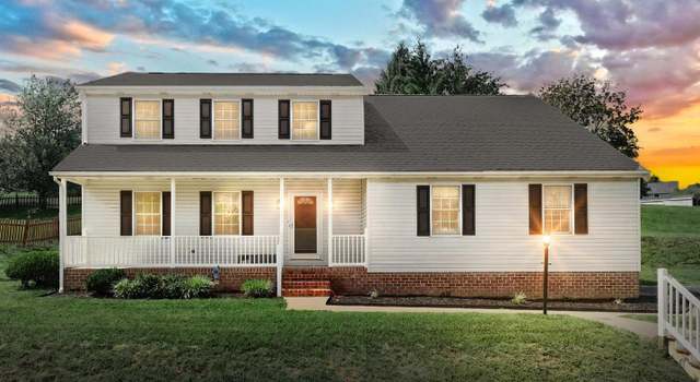 Photo of 2793 Heather Dr, York, PA 17402