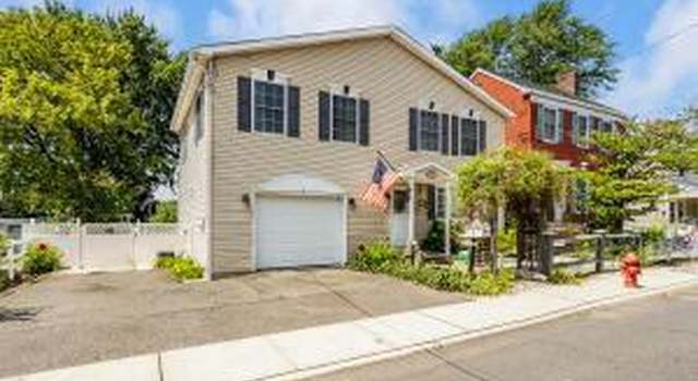 Photo of 10 Kearney St, Keyport, NJ 07735