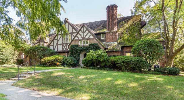 Photo of 1846 Redwood Ter NW, Washington, DC 20012