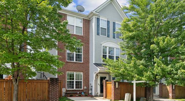 Photo of 108 Mountain Creek Cir, Frederick, MD 21702
