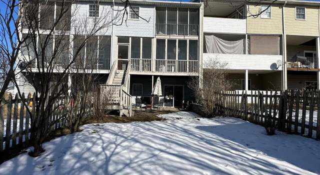 Photo of 104 Nottingham Dr, Chambersburg, PA 17202