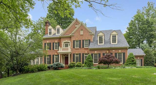 Photo of 7811 Crownhurst Ct, Mclean, VA 22102