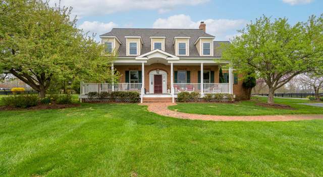 Photo of 15600 Britenbush Ct, Waterford, VA 20197