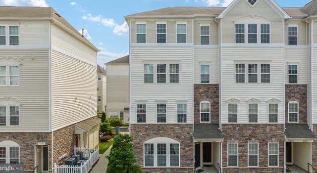 Photo of 24686 Byrne Meadow Sq, Aldie, VA 20105