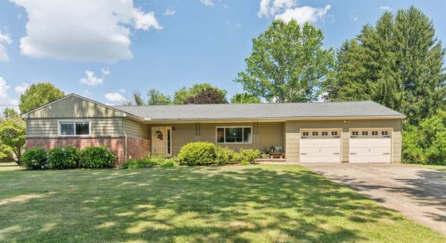 Property at 7 Old Frg, Ewing, NJ 08618, 3 beds, 2 baths