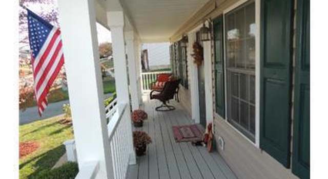 Photo of 9818 Gunston Hall Rd, Fredericksburg, VA 22408