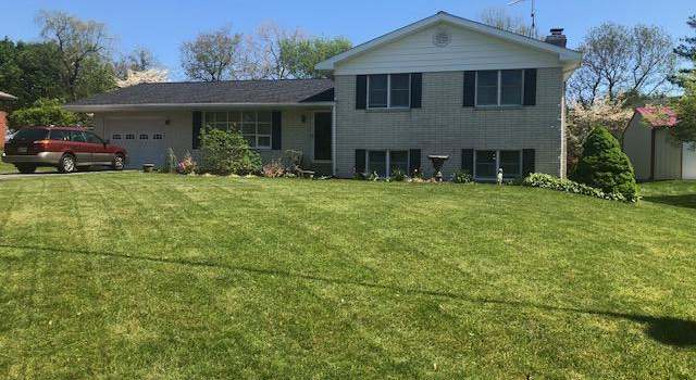 Photo of 6603 Cherry Hill Dr, Frederick, MD 21702