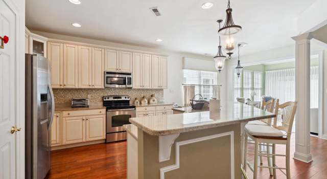 Photo of 4 Derby Ct, Medford, NJ 08055