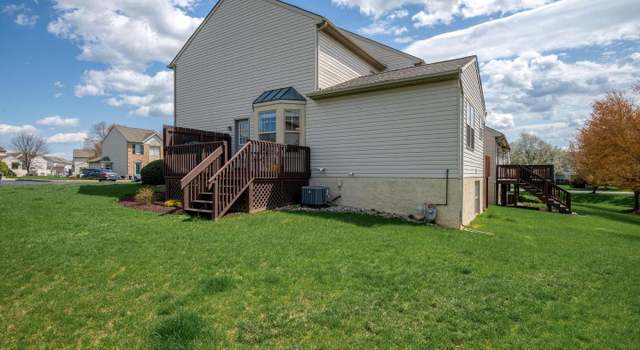 Photo of 610 Cobblestone Ln, Lancaster, PA 17601