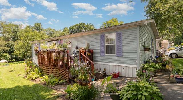 Photo of 670 Hempfield Hill Rd #20, Columbia, PA 17512