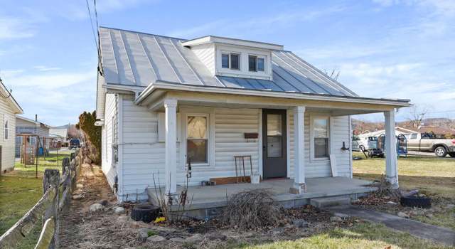 Photo of 203 S Elm St, Moorefield, WV 26836