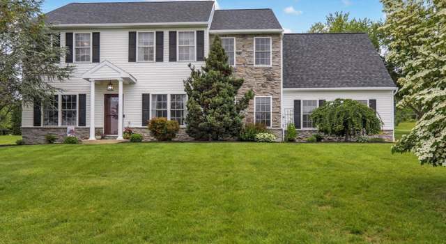 Photo of 407 Harmony Ln, Douglassville, PA 19518