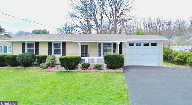 Photo of 508 W Arch St, Frackville, PA 17931