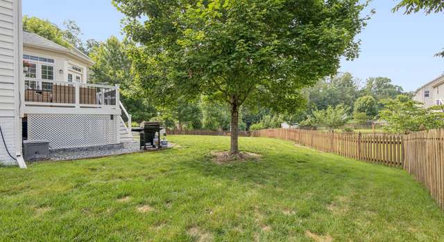 Photo of 40 Manorwood Dr, Fredericksburg, VA 22406
