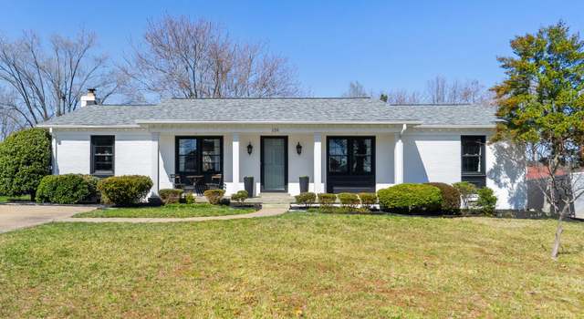 Photo of 126 Maryanne Ave SW, Leesburg, VA 20175
