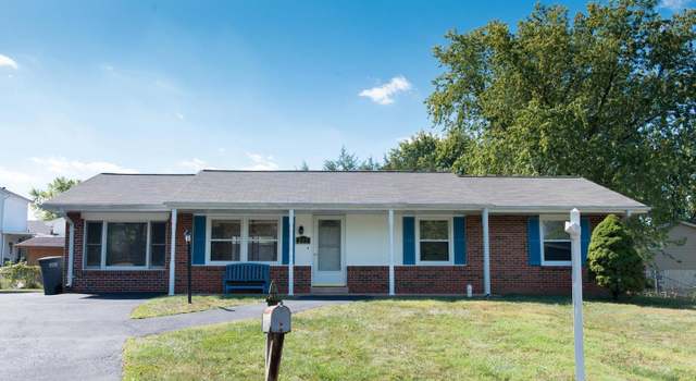Photo of 203 W Hanover Pl, Sterling, VA 20164