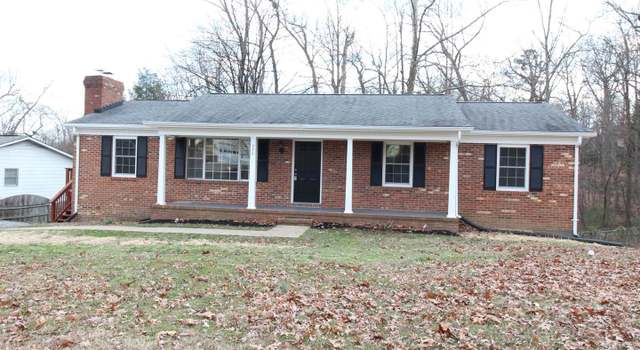 Photo of 436 Butternut Dr, Fredericksburg, VA 22408