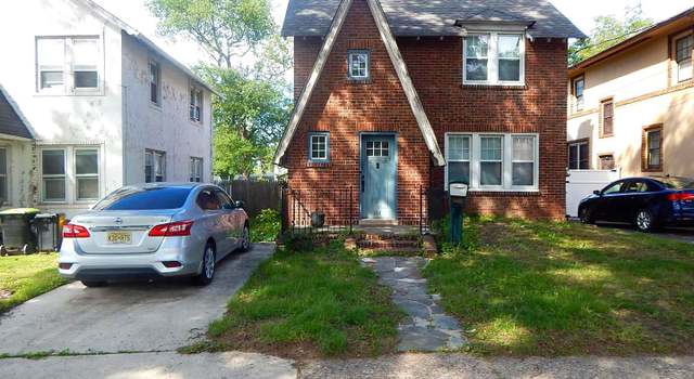 Photo of 244 Parkway Ave, Trenton, NJ 08618
