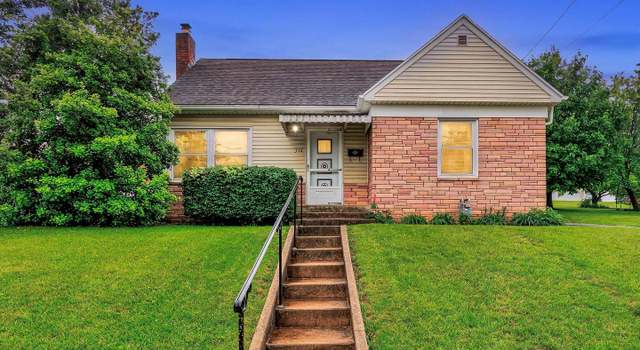 Photo of 374 E Maple St, Dallastown, PA 17313