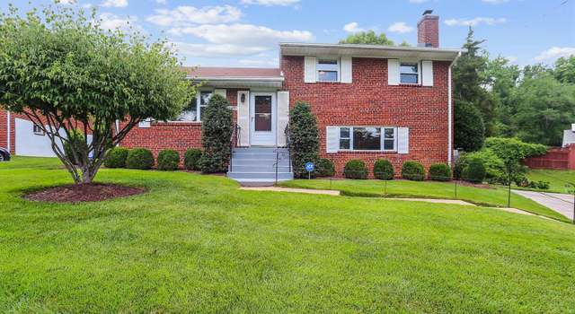 Photo of 12120 Hunters Ln, Rockville, MD 20852