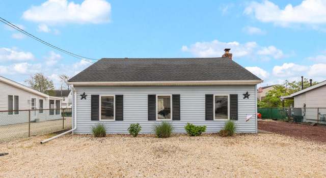 Photo of 43 Florence Ln, Manahawkin, NJ 08050