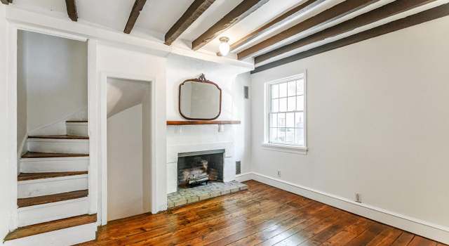 Photo of 136 Carpenter St Unit A, Philadelphia, PA 19147