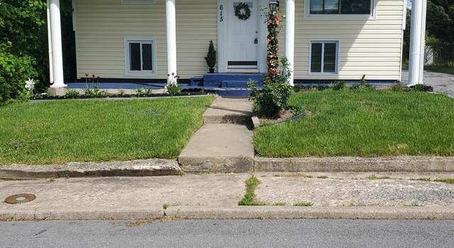 Photo of 615 State Cir, Martinsburg, WV 25401