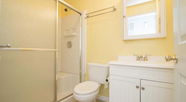 Photo of 513 Rosemary Ln, Purcellville, VA 20132