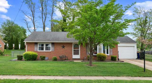 Photo of 2160 Bon Aire Dr, York, PA 17408