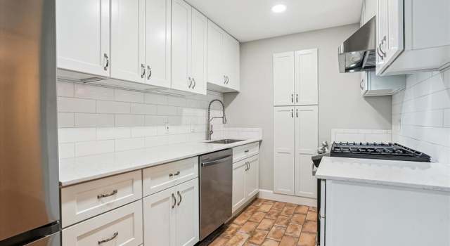 Property at 214 Park Terrace Ct SE #88, Vienna, VA 22180, 3 beds, 1.5 baths