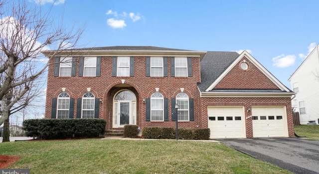 Photo of 13224 Maple Mountain Dr, Centreville, VA 20120