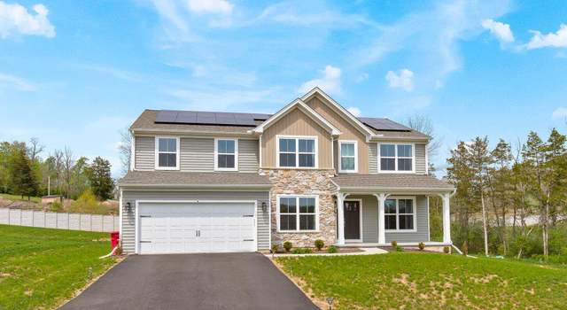 Photo of 17 Ladderback Ln, Reading, PA 19606