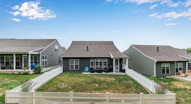 Photo of 757 Barn Swallow Way, Mechanicsburg, PA 17055