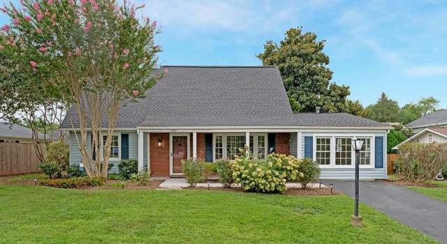Property at 13301 Point Pleasant Dr, Fairfax, VA 22033, 5 beds, 2 baths