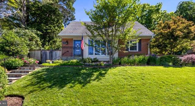 Photo of 4711 Edgefield Rd, Bethesda, MD 20814