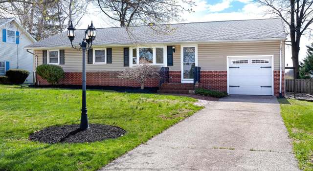 Photo of 31 Running Brook Rd W, Ewing, NJ 08638