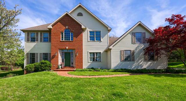 Photo of 804 Paddington Dr, Lancaster, PA 17601