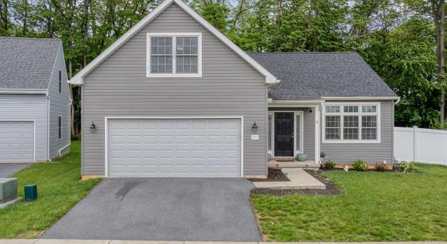 Photo of 257 Ersa Dr, Elizabethtown, PA 17022