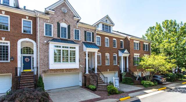 Photo of 2319 Sawtooth Oak Ct, Vienna, VA 22182