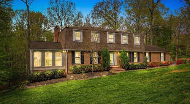 Photo of 1004 Union Church Rd, Mclean, VA 22102