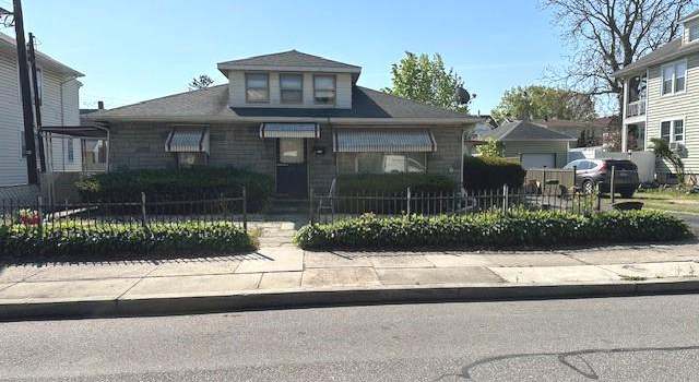 Photo of 629 N Hanover St, Carlisle, PA 17013