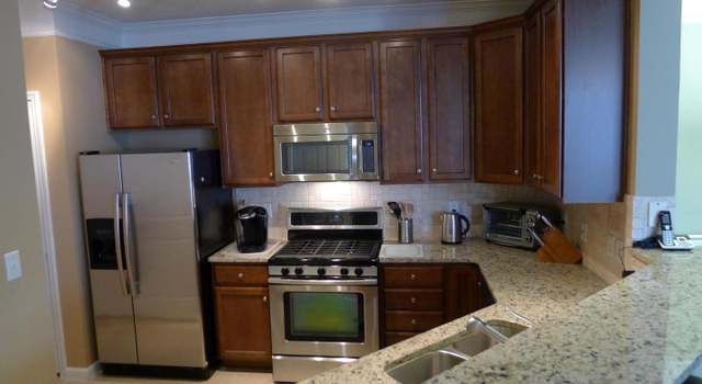 Photo of 514 Sunset View Ter SE #203, Leesburg, VA 20175