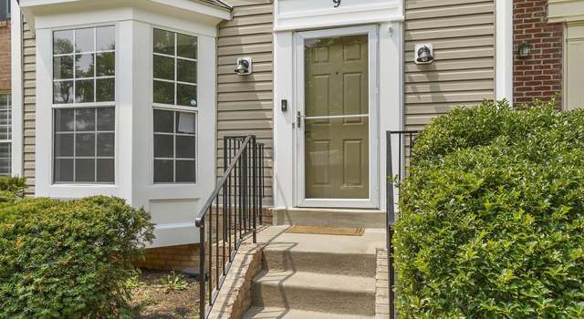 Photo of 9 Cottage Field Ct, Germantown, MD 20874