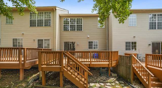 Photo of 9 Cottage Field Ct, Germantown, MD 20874