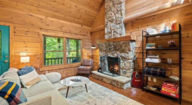 Photo of 47 Gore Rd, Castleton, VA 22716
