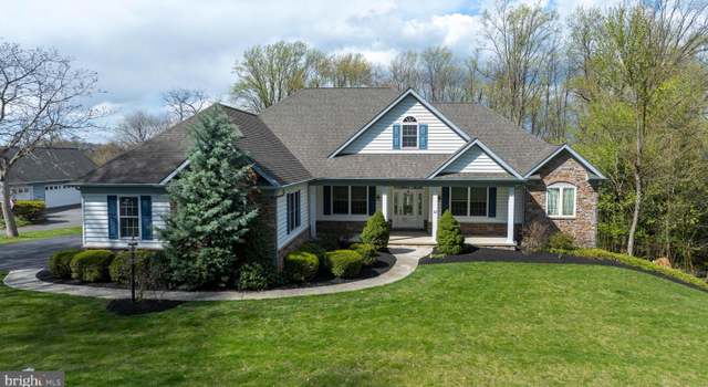 Photo of 12 Woods Dr, New Providence, PA 17560