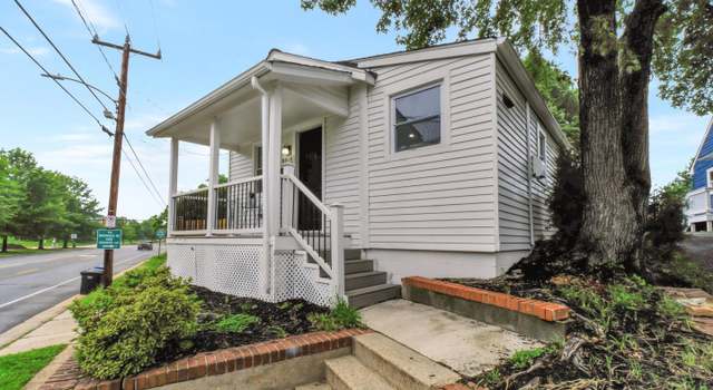 Photo of 3315 King St, Alexandria, VA 22302